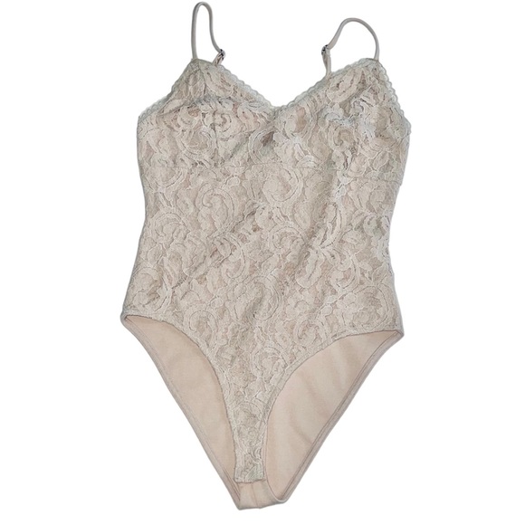Forever 21 Cream Lace Bodysuit Sz S - Picture 1 of 6